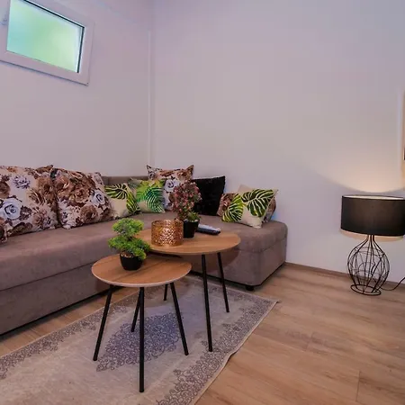 Santa Barbara Apartamento *